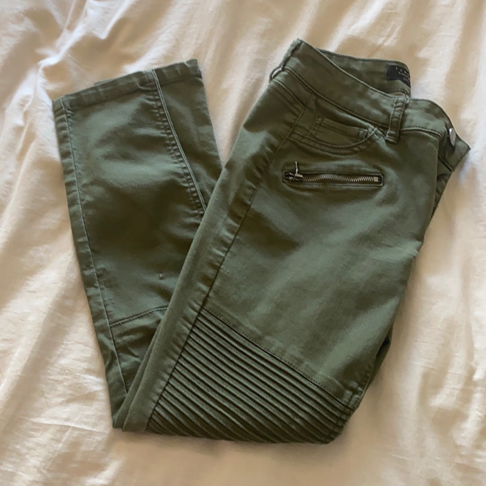 Moto Jeans